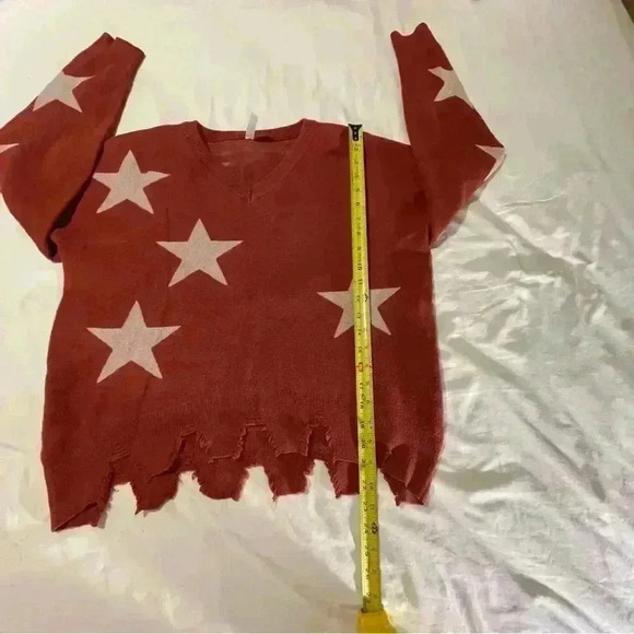 Stylish Star Pattern V-Neck Sweater - Soft, Warm, Distressed- Viishow- M - Picture 5 of 9